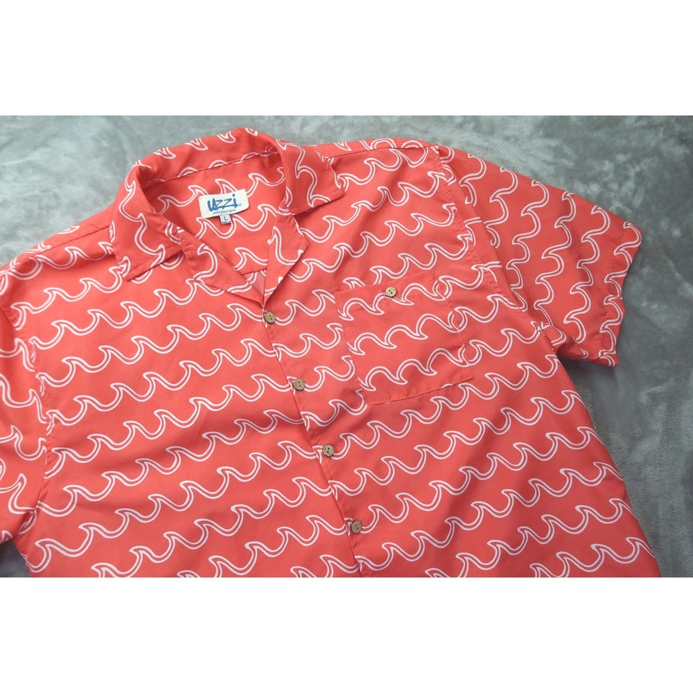 UZZI Amphibious Gear Men's Red Wave Print Short Sleeve Button Up Shirt‎ Size L